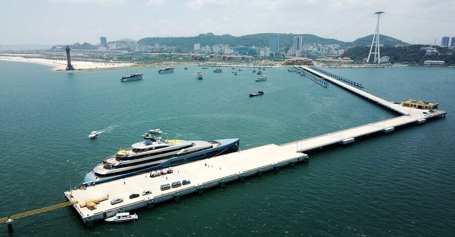 Halong Bay Yacht Port, a 5-star port of class