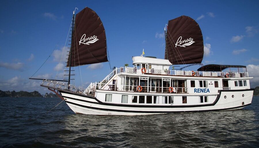 The Renea Yacht, a 5-star floating hotel in Halong Bay.